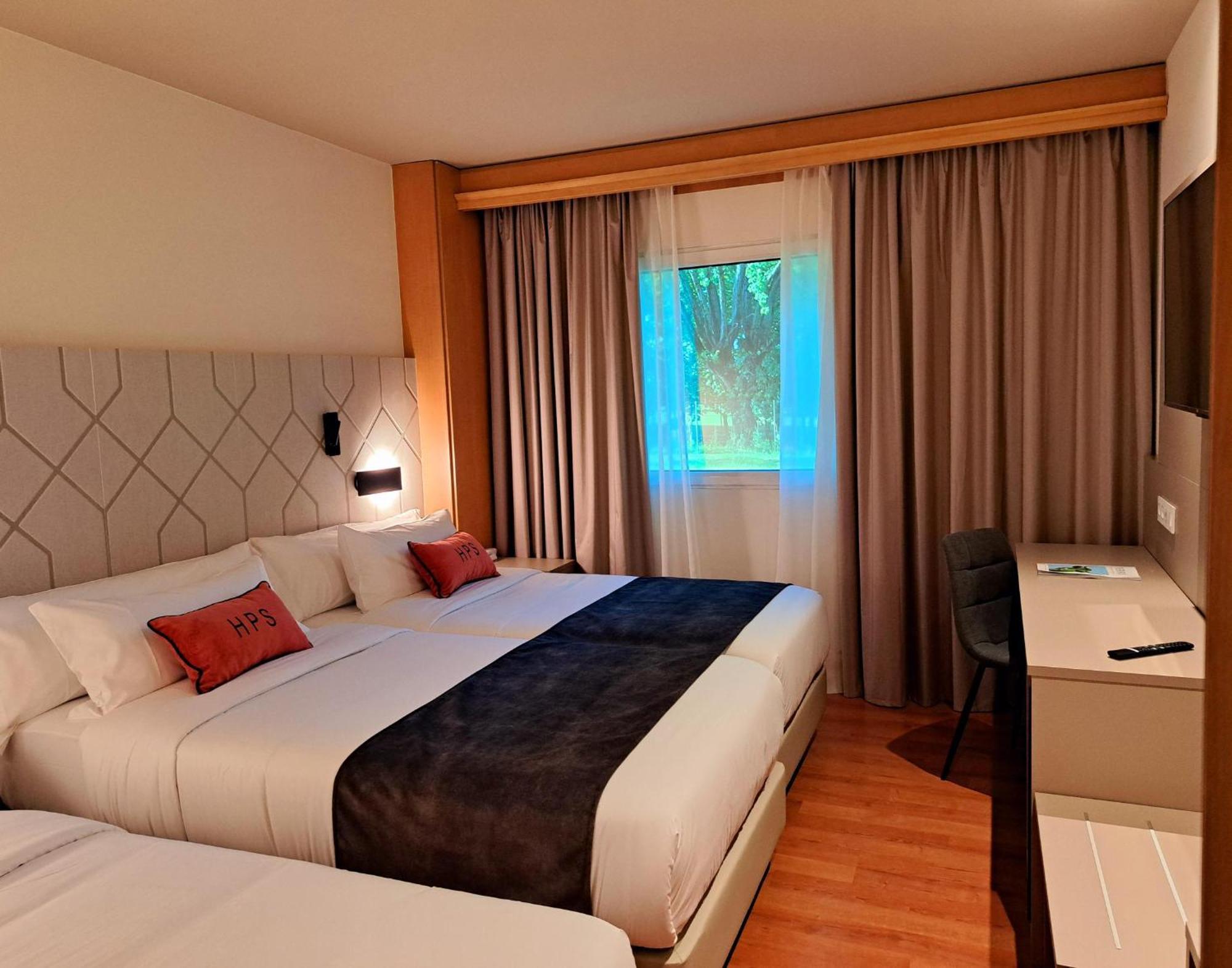Hotel Puerta 3*