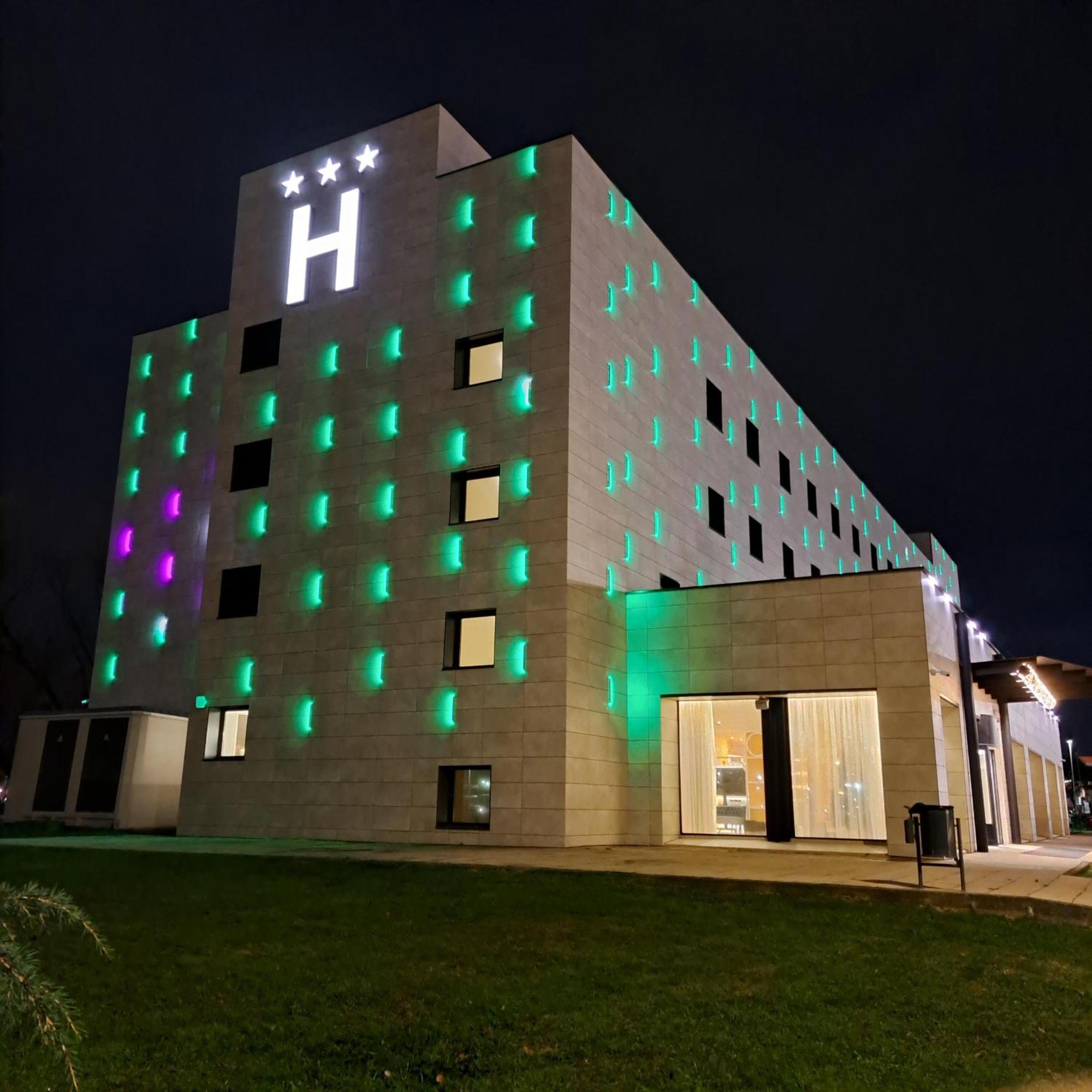 Hotel Puerta