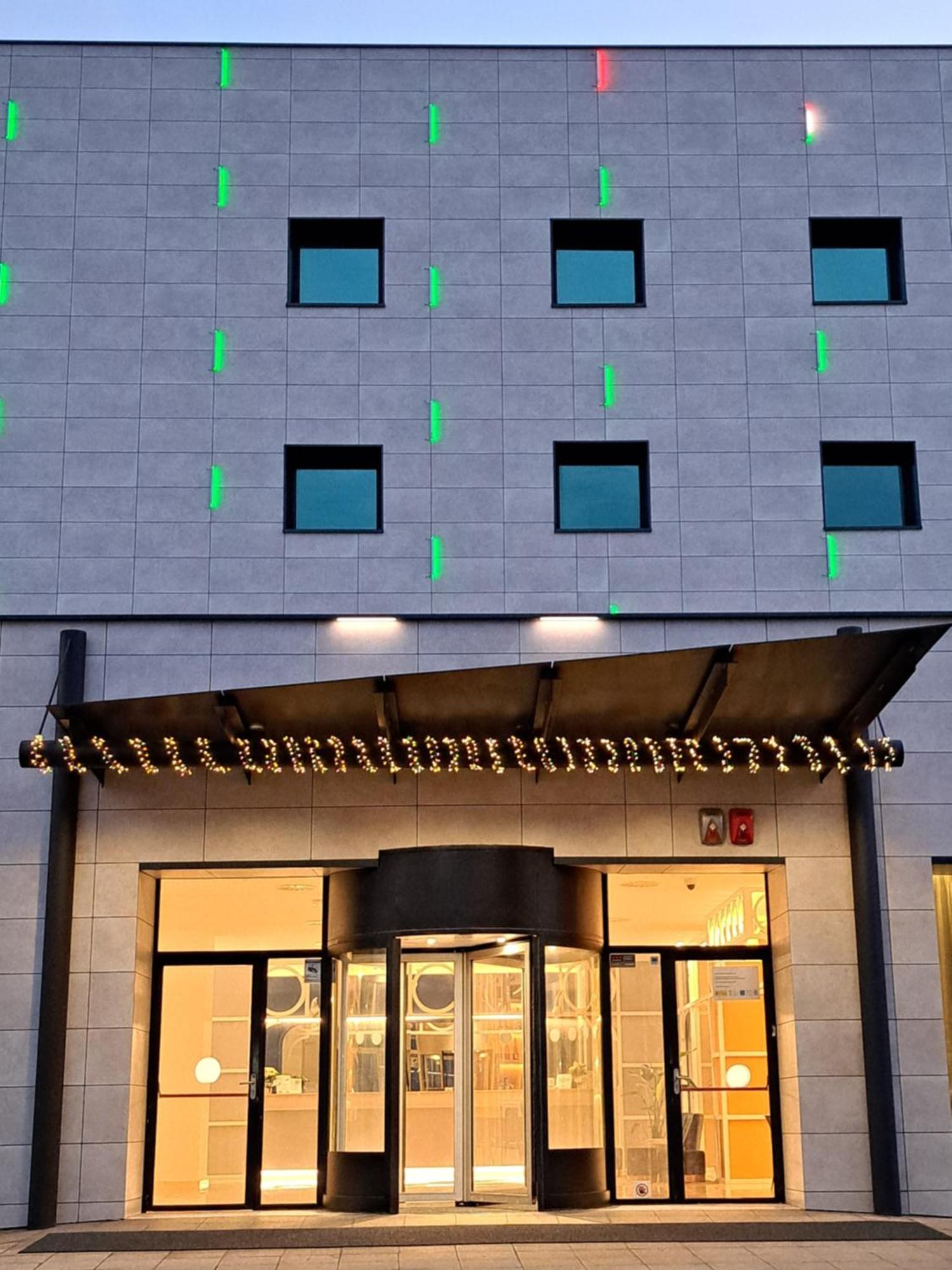 Puerta Hotel 3*